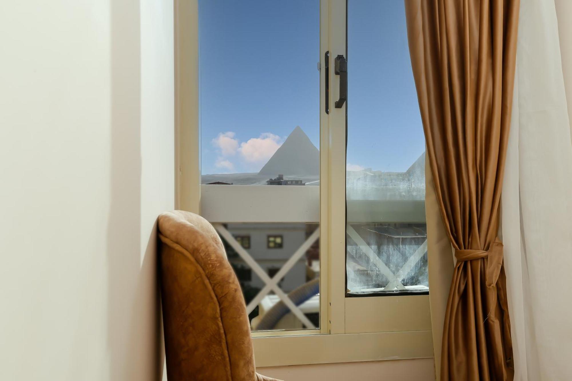 Horizon Pyramid View Inn Kafret el-Gabal エクステリア 写真